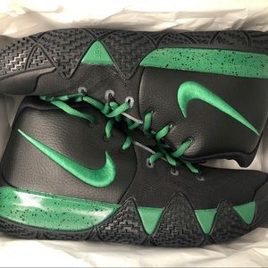 Nike Kyrie 4